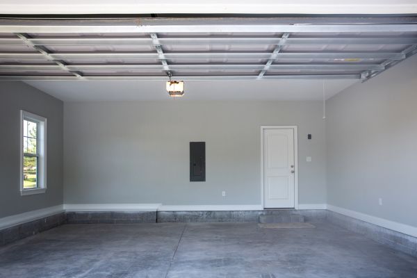 Garage Cementing in Powell